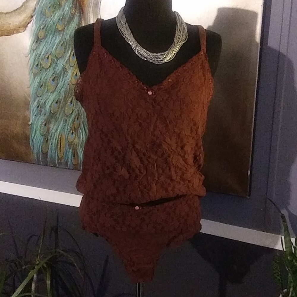 🎄Brown lace tank and panty set